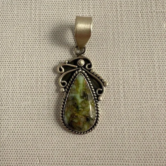 Native American Style Sterling Silver and Palomino Turquoise Pendant - Picture 11 of 11